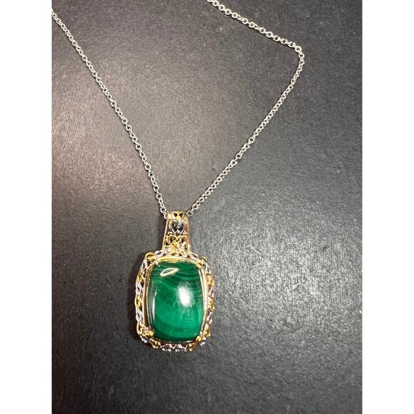 New Karis Platinum & 18K Gold Plated Malachite Pendant Necklace 20” - Picture 8 of 10
